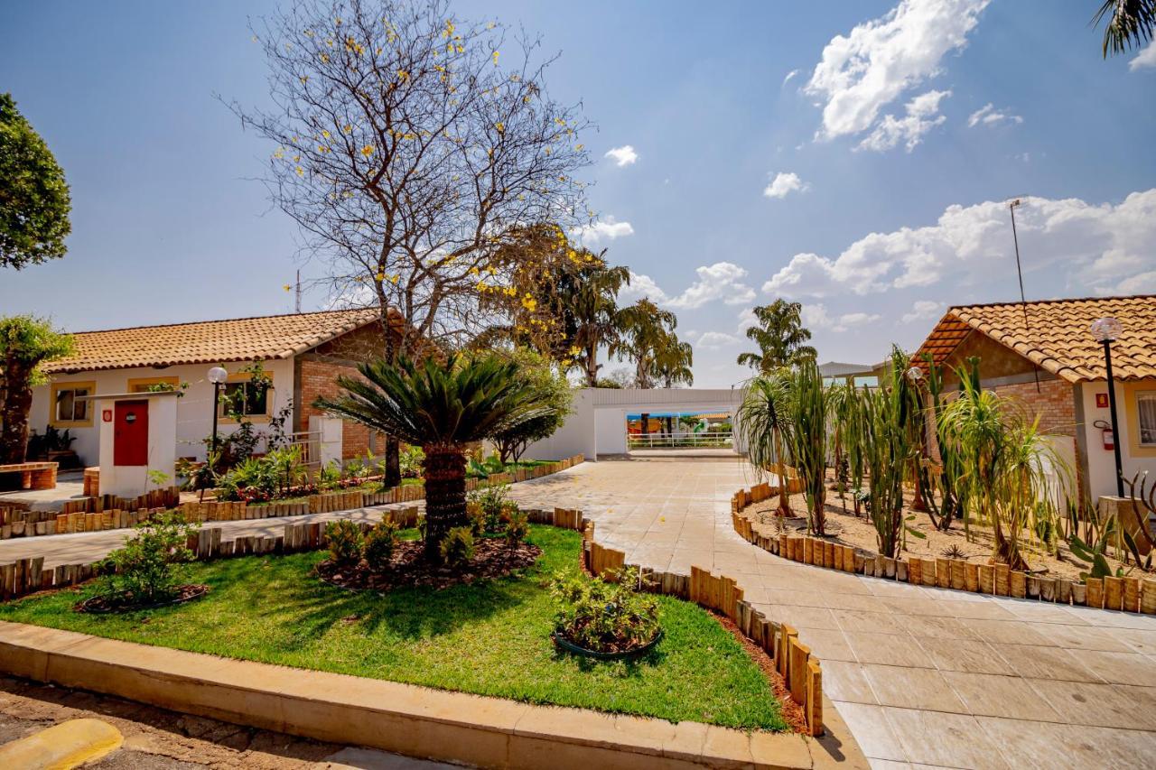 Diroma Resort Com Um Dia No Acqua Park Калдас Новас Екстериор снимка