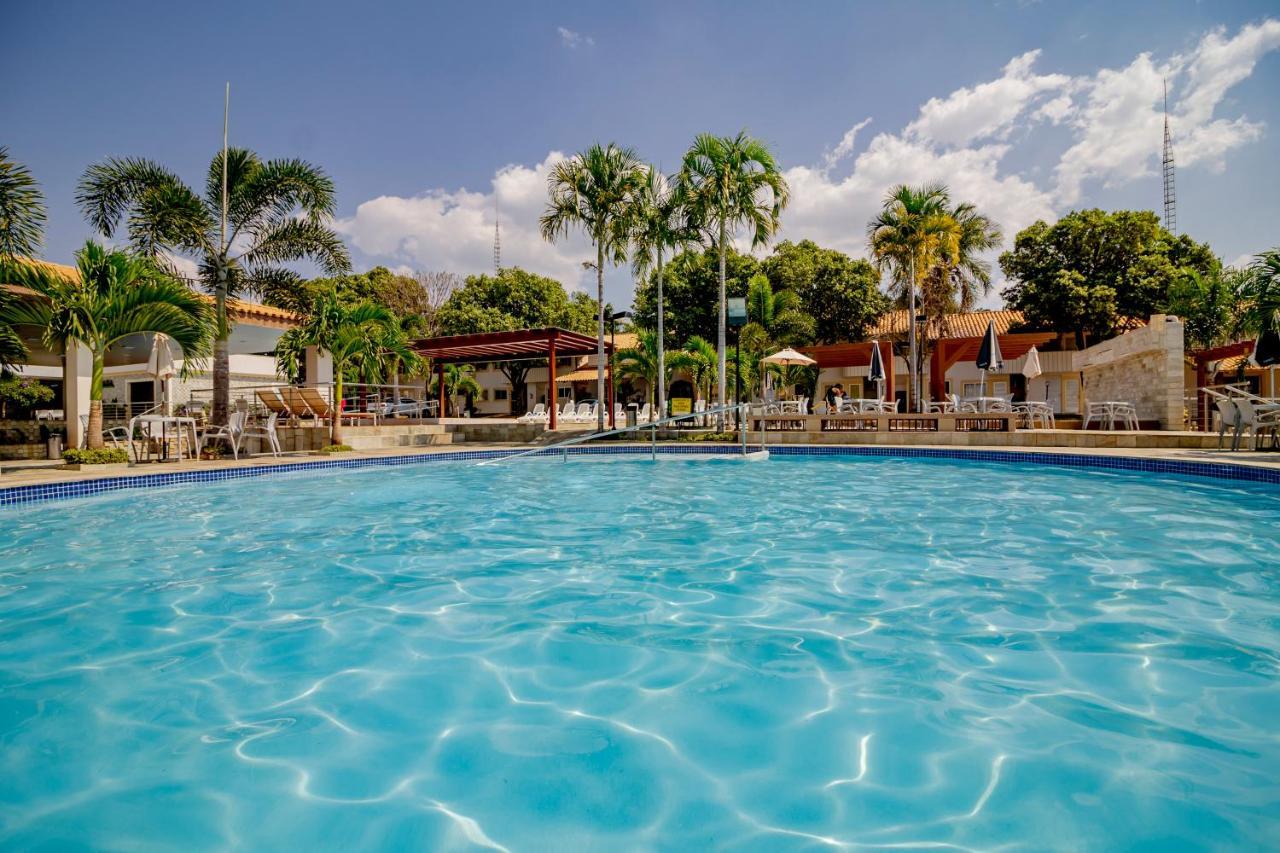 Diroma Resort Com Um Dia No Acqua Park Калдас Новас Екстериор снимка