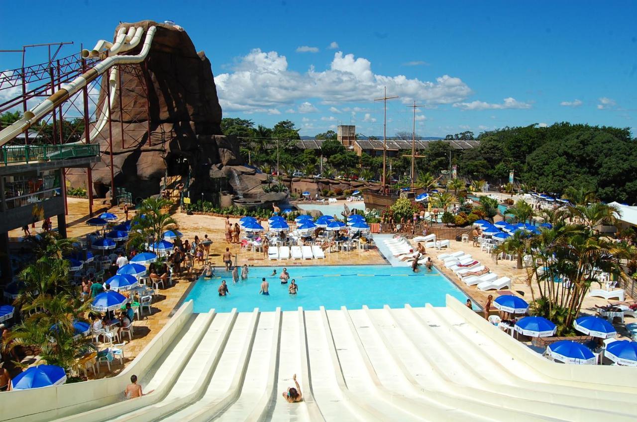 Diroma Resort Com Um Dia No Acqua Park Калдас Новас Екстериор снимка