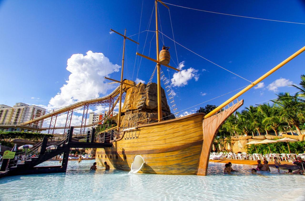 Diroma Resort Com Um Dia No Acqua Park Калдас Новас Екстериор снимка